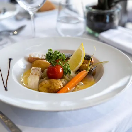 Golden Tulip And Hotel 4*