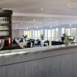 Golden Tulip Et Résidence