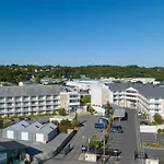 Hotel Golden Tulip Et Résidence