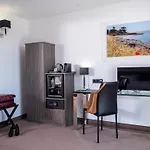 Hotel Golden Tulip And