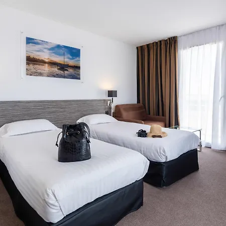 Golden Tulip And 4* La Baule-Escoublac