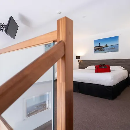 Hotel Golden Tulip And