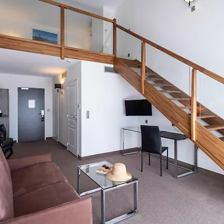 Golden Tulip Hotel&residence