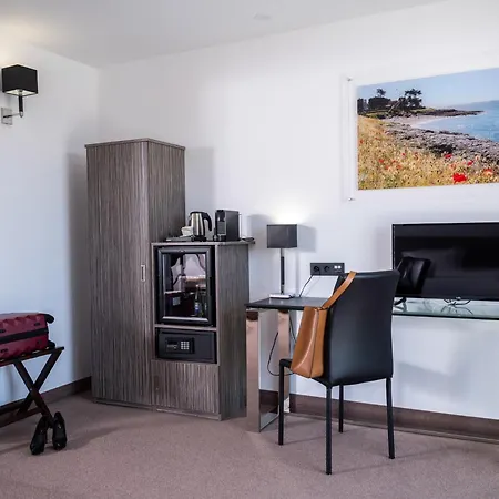 Hotel Golden Tulip And