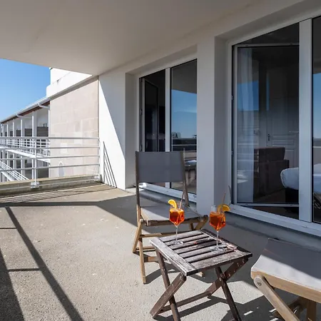 Golden Tulip Hotel&residence