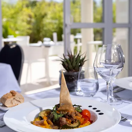 Ξενοδοχείο Golden Tulip And La Baule