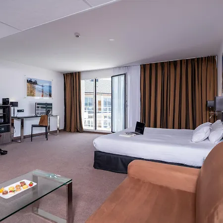 Golden Tulip And Hotel La Baule-Escoublac