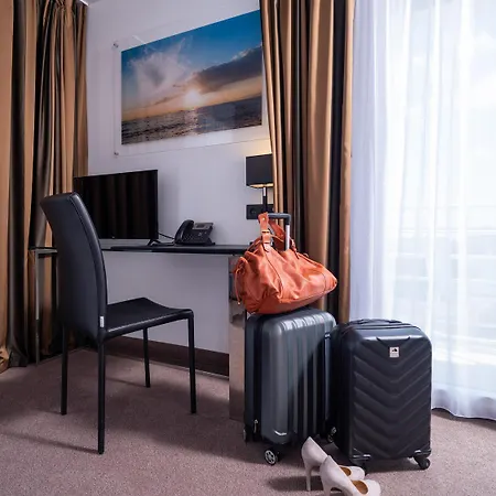 Golden Tulip And Hotel La Baule-Escoublac