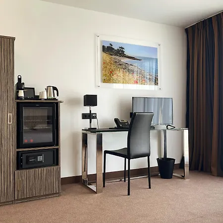 Hotel Golden Tulip And