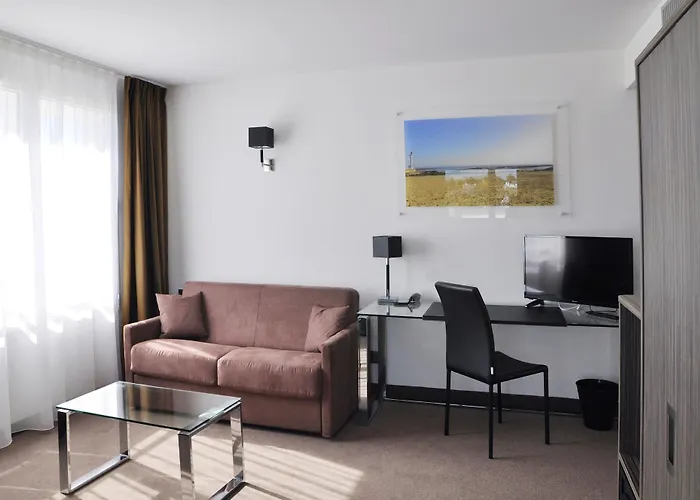 Golden Tulip And Hotel La Baule-Escoublac