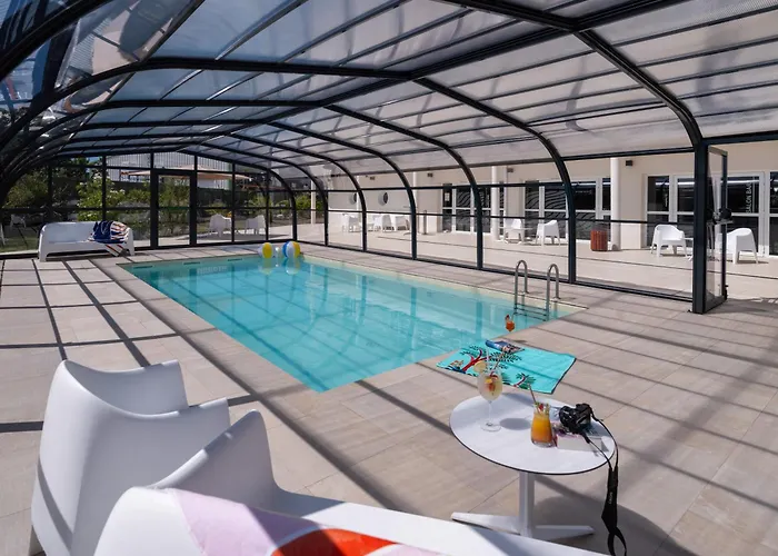 Golden Tulip And 4* La Baule-Escoublac