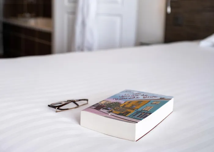 Golden Tulip And Hotel