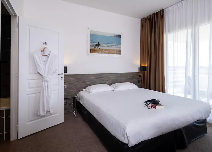 Golden Tulip And Hotel 4*